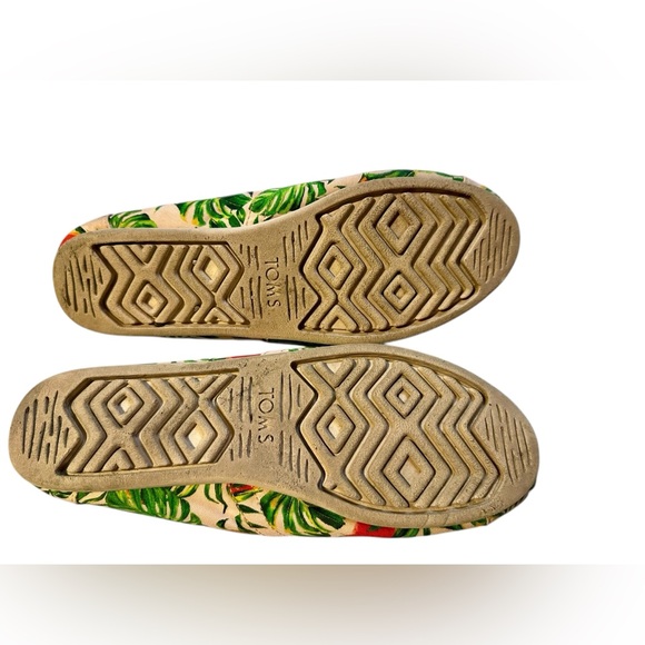 TOMS Classic Spanish Villa Watermelon Palms Print Womens Espadrilles Size W8 - Picture 4 of 7